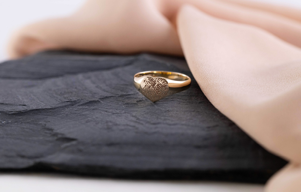 9ct gold heart ring with finger print engraving