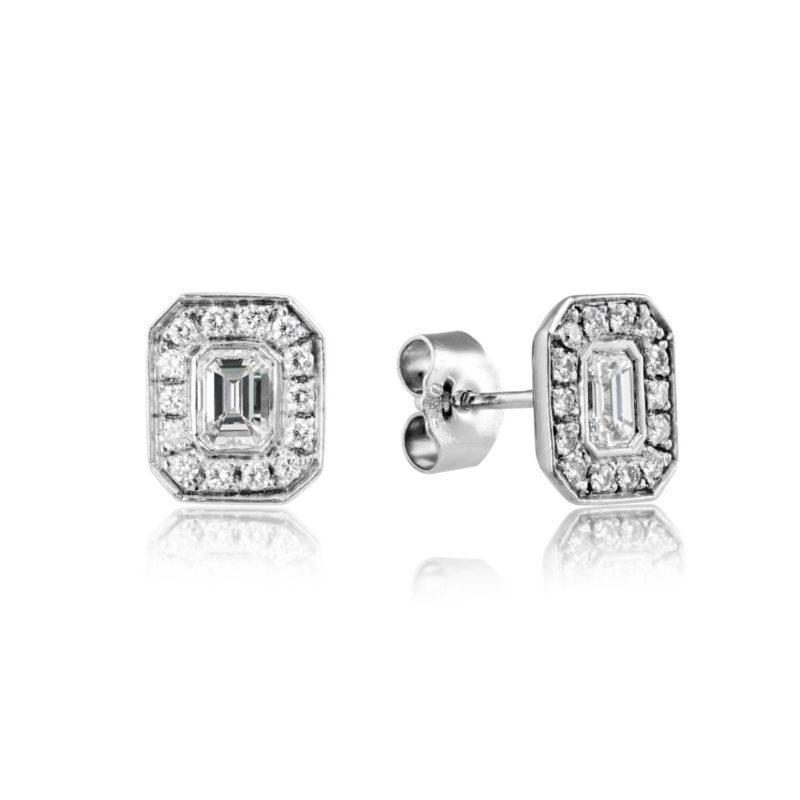 Pre-owned 18ct White Gold Diamond Halo Studs